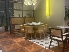 -鹿港小镇(霄云店)