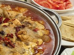 -彭记铁锅肥肠(东四总店)