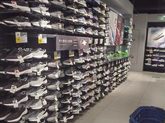 -迪卡侬(环球港店)