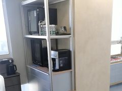 -无奔眼镜·蔡司·依视路授权店(朝阳大悦城店)