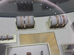 -梵克雅宝(国贸商城店)