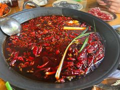 -黄潇洒老火锅(九眼桥宏济巷店)