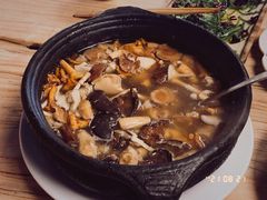 -缘生态云南菜·野生菌庭院餐厅(华侨城店)