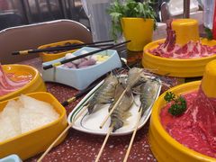 -四囍码头海鲜烧烤自助火锅(外滩南京东路悦荟广场店)