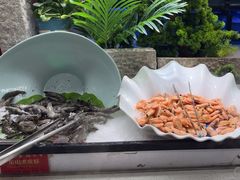 -四囍码头海鲜烧烤自助火锅(外滩南京东路悦荟广场店)