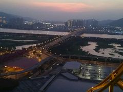 -影汇之星8字形摩天轮