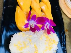 芒果椰香糯米饭-The Dishes Seafood & Restaurant