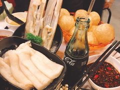 竹笙-鲜入围煮花胶鸡海鲜火锅