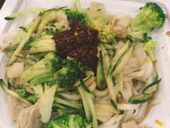 -魏家凉皮(博水商务大厦店)