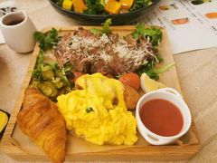 火腿滑蛋可颂全餐-玲婧胡同·生日蛋糕·餐厅(嘉里城店)