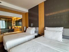 -青岛富力艾美酒店