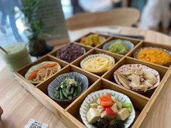 -轻蔬不用等·素食(江苏路店)
