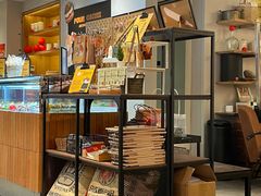 面包甜点陈列柜-方炉·天然食材面包店(青秀店)