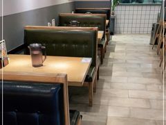 -宽鲜锅贴家常菜(永旺东部购物中心香港中路店)