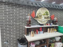 -回头客餐厅·家的味道农家菜·虹鳟鱼·铁锅炖(雁栖湖店)
