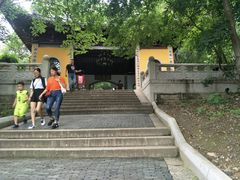 -灵岩山风景区