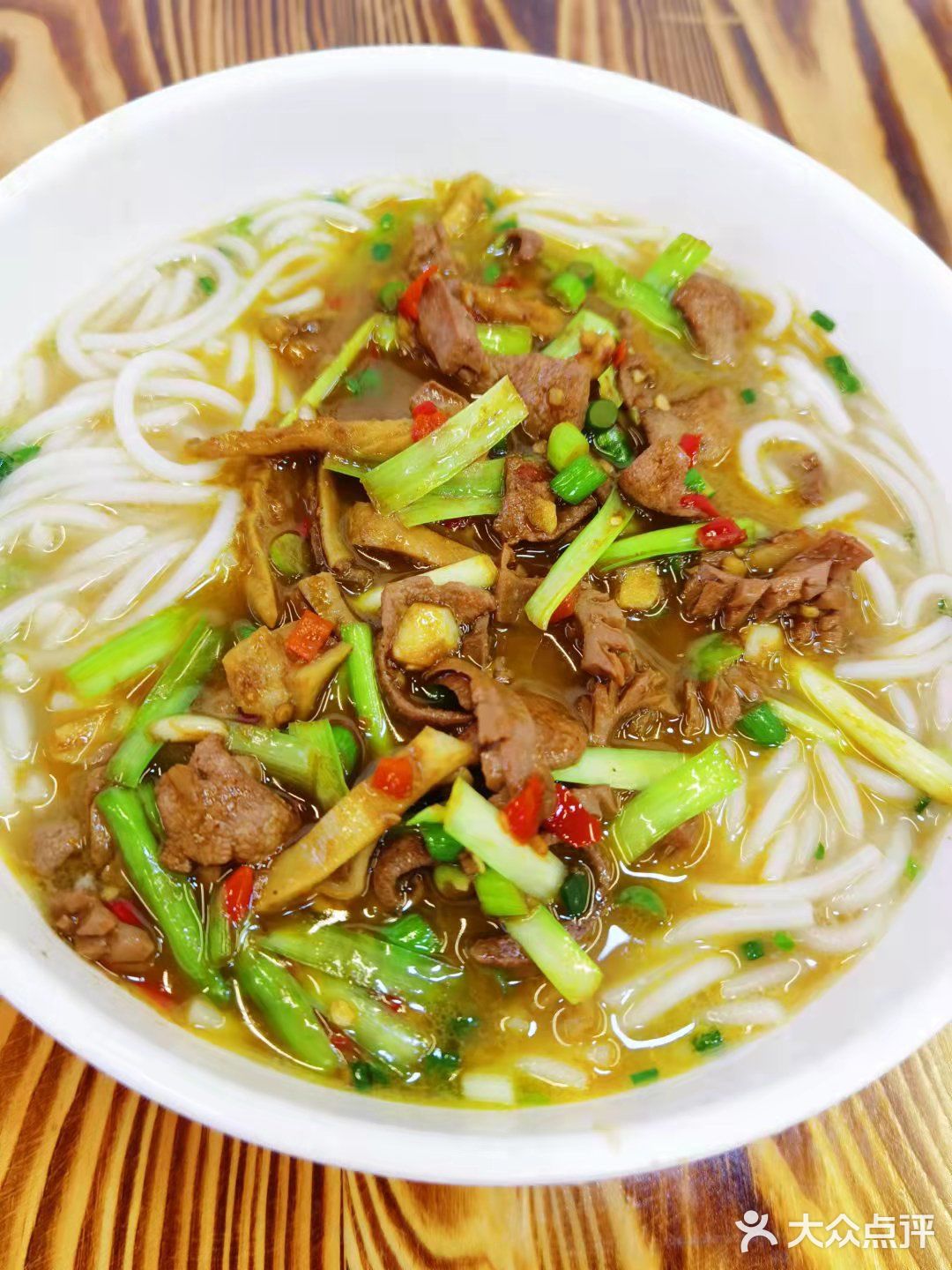 这家店不得不说性价比简直太高了，码子味好正宗