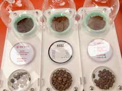 -UNI UNI(环亚凯瑟琳店)