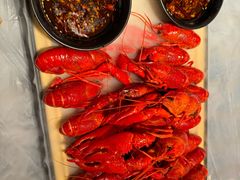 -肥肥虾庄·金牌油焖大虾(杨园滨江时代walk店)