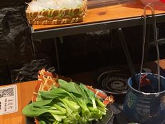 -湊湊火锅·茶憩(南京东路悦荟店)