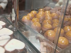 -Laderach 莱德拉(上海环贸iapm店)