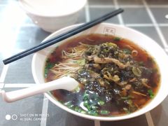 雪菜肉丝面-潘国仙耳光馄饨(黄家阙路店)