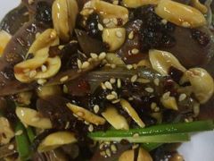 香辣鸡胗-东口码头·烧鸽子·鱼头泡饼·地方菜(金鹰悦城店)