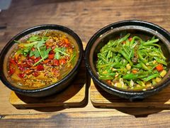 -有红鸡毛店·砂锅菜(抚琴夜市店)