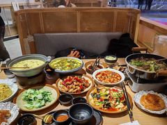 -川堂风·跷脚牛肉·乐山爆炒(宝山日月光店)