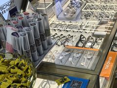 -世纪大明眼镜·林德伯格·蔡司官方授权店(武昌旗舰店)