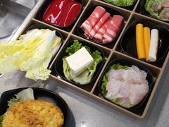 -海底捞火锅(新松江路生日主题店)