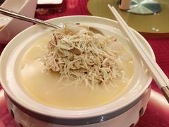 -新镇江酒家(南京西路店)