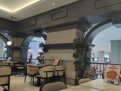 -必胜客(砂之船中东奥莱店)