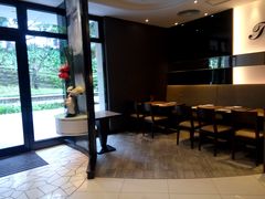 -必胜客(WOW中心城店)