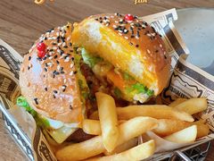 -J's Cafe Lab