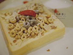 -more than meow吴止猫主题餐厅(承德 中船汇店)