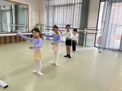 -小天使芭蕾舞团