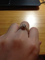 -威德钻石-克拉钻大本营(南京东路店)