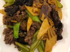 -洁神饭庄·海鲜·青岛菜·30年老字号(五四广场店)
