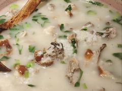 -吴越荣记苏州菜·松鼠桂鱼(月光码头店)