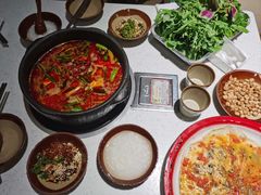 -贵府酸汤牛肉火锅·贵州老字号(飞山街店)