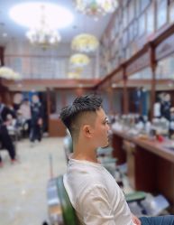 -尼特斯男士发型馆