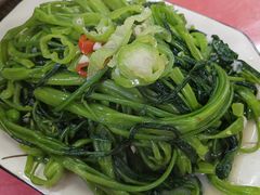 -银峰农庄·特色烧鸡·鲜无花果浸鸡