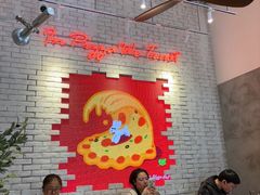 -必胜客(上海华谊新所店)