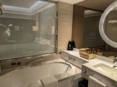 -上海中航虹桥机场泊悦酒店