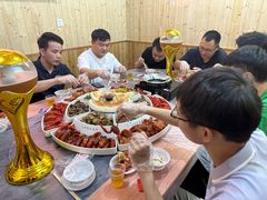-江湖亮亮蒸虾大排档烤全羊清真(武汉总店)