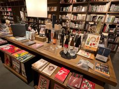-茑屋书店(天目里店)