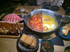 -湊湊火锅·茶憩(上海合生汇店)
