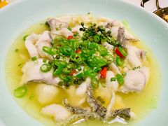 -港丽餐厅