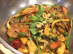 -拿渡麻辣香锅(世茂广场·工三店)